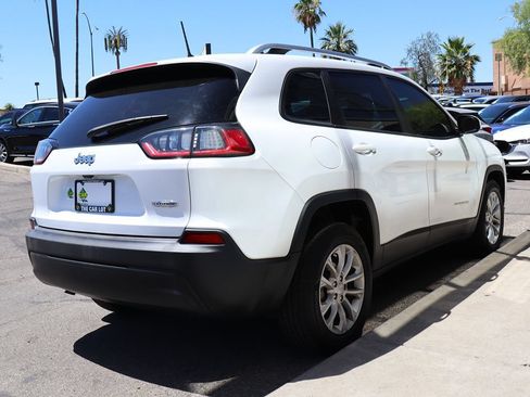 Used 2020 Jeep Cherokee Latitude FWD image 13