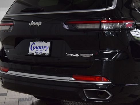 Used 2024 Jeep Grand Cherokee L Summit w/ Advanced Protech Group IV AWD/4WD image 21