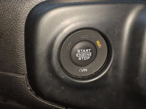 Used 2020 Jeep Wrangler Unlimited Sport AWD/4WD image 16