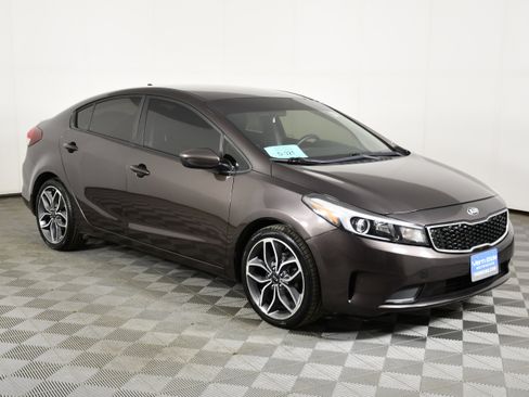 Used 2018 Kia Forte LX image 4
