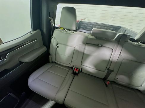 Used 2024 Chevrolet Silverado 1500 LTZ image 12