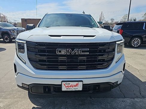Certified 2023 GMC Sierra 1500 Elevation image 3