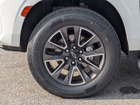 Used 2021 Chevrolet Tahoe Z71 image 11