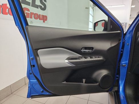 Used 2021 Nissan Kicks SR w/ SR Premium Package FWD image 8