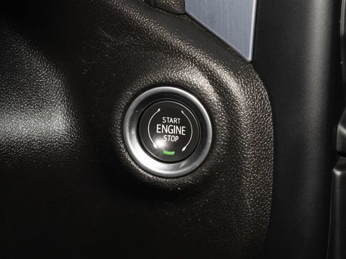Used 2019 GMC Sierra 1500 Elevation w/ Elevation Value Package AWD/4WD image 21