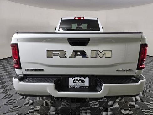New 2026 RAM 3500 Big Horn AWD/4WD image 5