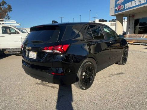 Used 2024 Chevrolet Equinox LS image 4