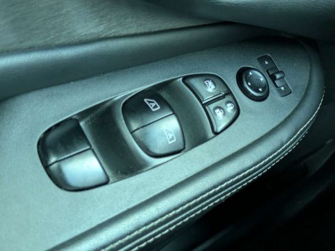 Used 2024 Nissan Murano SV w/ SV Midnight Edition Package AWD/4WD image 13