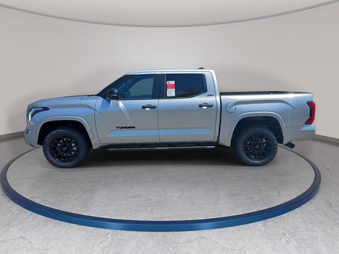New 2026 Toyota Tundra SR5 AWD/4WD image 8