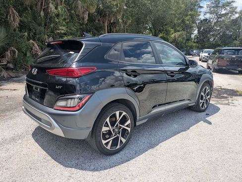 Used 2022 Hyundai Kona Limited FWD image 3