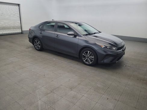 Used 2023 Kia Forte LXS FWD image 11