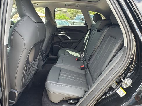 New 2025 Audi Q5 Prestige AWD/4WD image 15