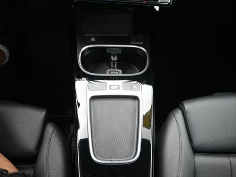Used 2025 Mercedes-Benz CLA 250 image 25