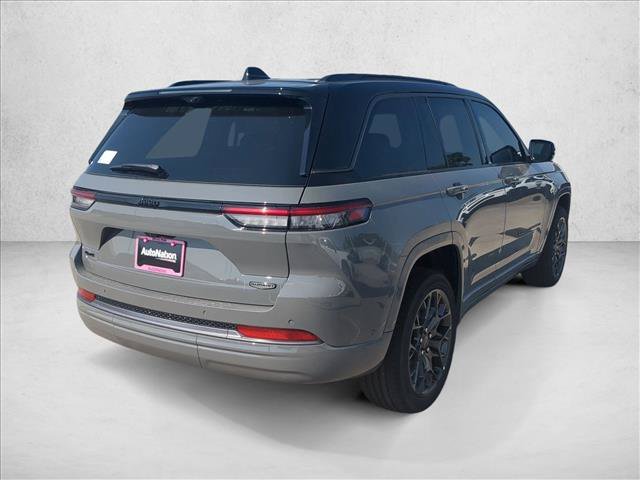 New 2027 Jeep Grand Cherokee Summit AWD/4WD image 2