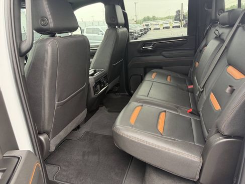 Used 2025 GMC Sierra 3500 AT4 w/ AT4 Premium Plus Package AWD/4WD image 23
