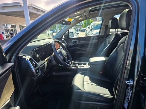 Certified 2023 Kia Sorento X-Line EX AWD/4WD image 22