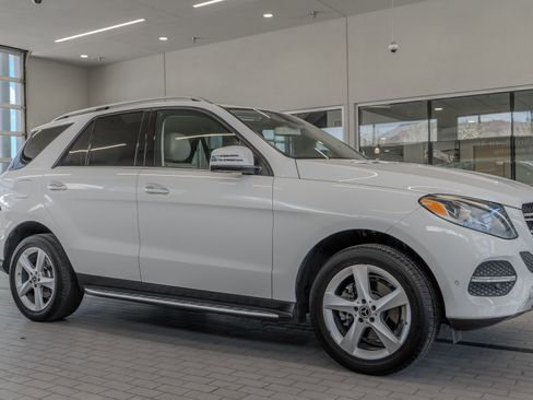 Used 2018 Mercedes-Benz GLE 350 4MATIC w/ Premium 1 Package image 12