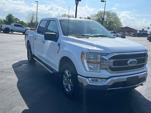 Used 2023 Ford F150 XLT w/ XTR Package AWD/4WD image 7
