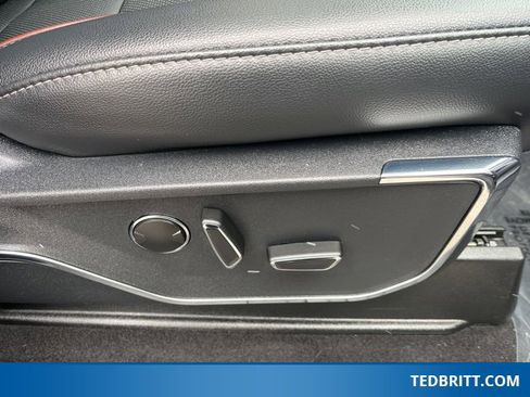 Certified 2023 Ford F150 Lariat w/ Equipment Group 502A High image 21