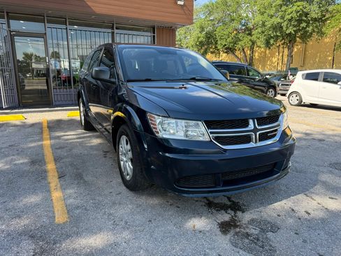 Used 2015 Dodge Journey American Value Package w/ Flexible Seating Group FWD image 3