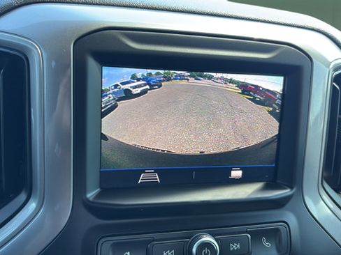 Used 2022 Chevrolet Silverado 1500 Custom AWD/4WD image 12