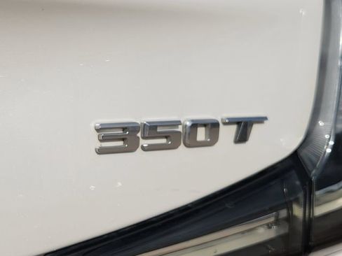 Used 2023 Cadillac XT4 Sport FWD image 7
