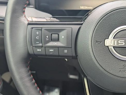 Certified 2025 Nissan Kicks SR w/ SR Premium Package FWD image 21