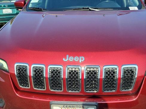 Certified 2020 Jeep Cherokee Latitude w/ Cold Weather Group FWD image 25