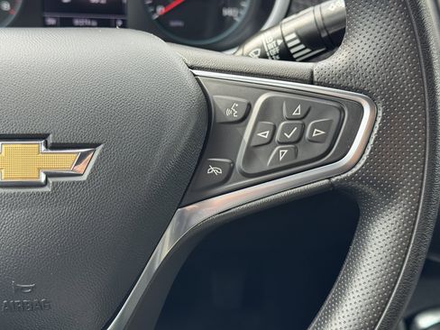 Used 2024 Chevrolet Malibu LT image 32