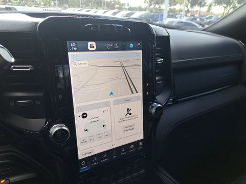 Used 2023 RAM 2500 Limited image 24