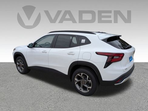 New 2026 Chevrolet Trax LT w/ Driver Confidence Package image 26