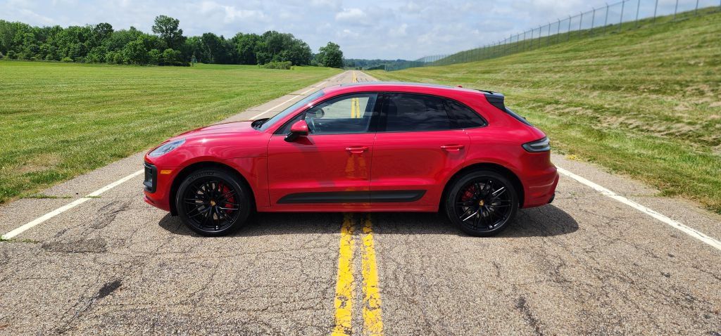 Used 2022 Porsche Macan GTS AWD/4WD image 24