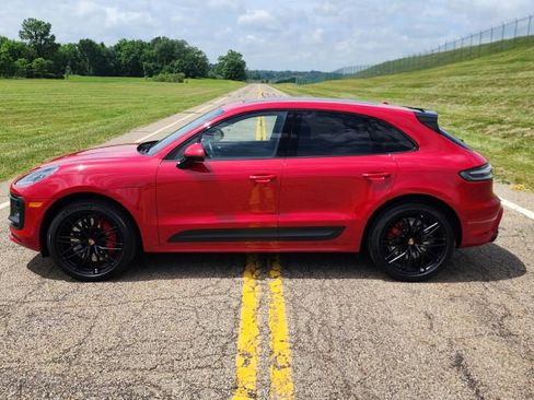 Used 2022 Porsche Macan GTS AWD/4WD image 24