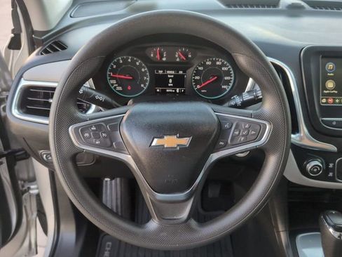 Certified 2019 Chevrolet Equinox LS w/ LS Convenience Package FWD image 11