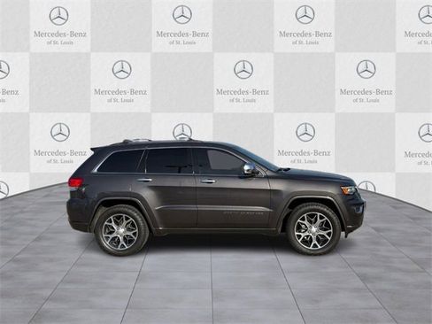 Used 2020 Jeep Grand Cherokee Overland image 2