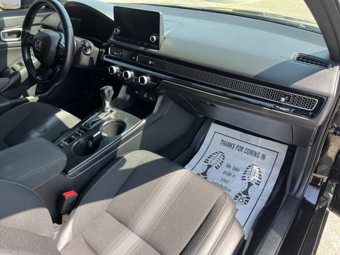 Used 2024 Honda Civic Sport image 8