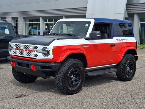 Used 2025 Ford Bronco Stroppe Edition AWD/4WD image 5