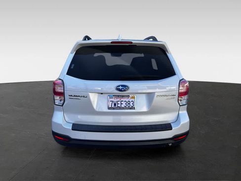 Used 2017 Subaru Forester 2.5i Premium w/ Popular Package #2A AWD/4WD image 6