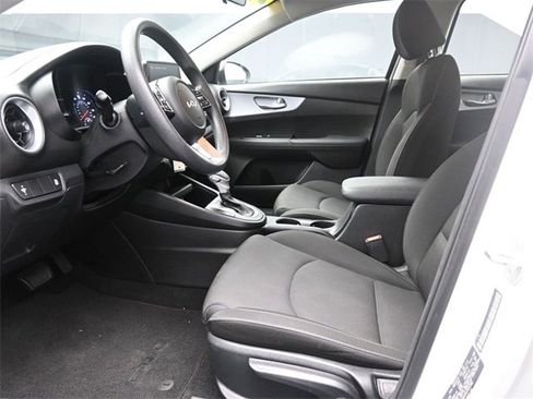 Used 2024 Kia Forte LXS image 17
