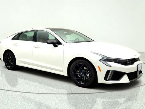 Used 2026 Kia K5 GT-Line w/ GT-Line Premium Package FWD image 3