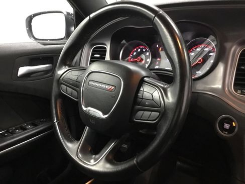 Used 2023 Dodge Charger SXT RWD image 25
