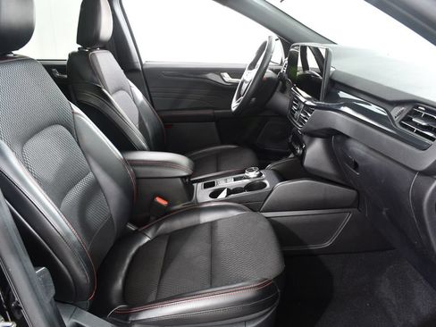 Used 2024 Ford Escape ST-Line w/ Tech Pack #1 AWD/4WD image 10