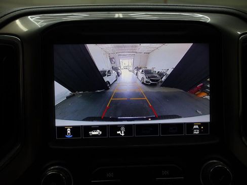 Used 2022 Chevrolet Silverado 3500 LT w/ Convenience Package image 25