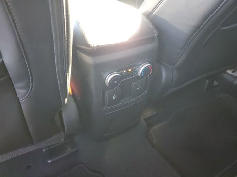 Used 2022 Ford Explorer XLT w/ Equipment Group 202A image 15