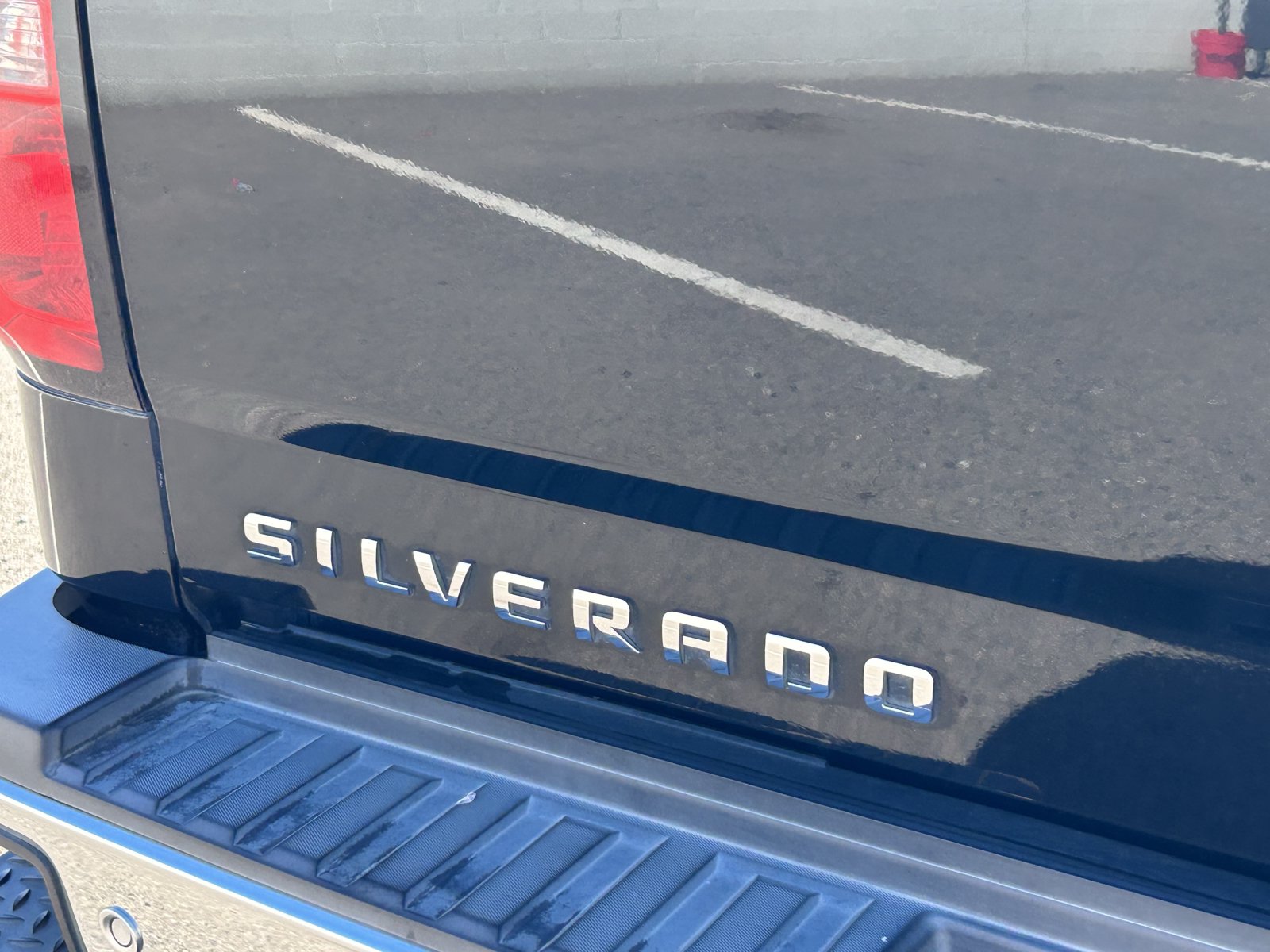 Used 2018 Chevrolet Silverado 2500 LTZ w/ Duramax Plus Package AWD/4WD image 9