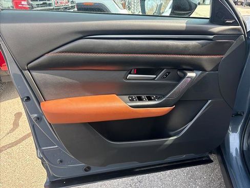 Used 2025 MAZDA CX-50 Meridian Edition w/ Apex Package image 20