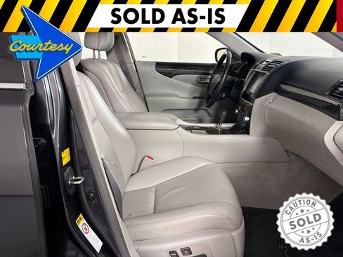 Used 2010 Lexus LS 460 AWD image 39