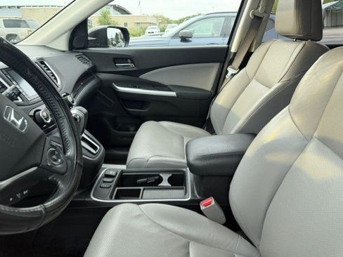Used 2016 Honda CR-V Touring image 9