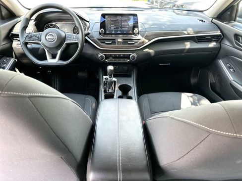 Used 2026 Nissan Altima 2.5 SV FWD image 25
