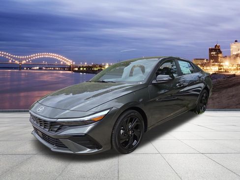 New 2026 Hyundai Elantra SEL Sport FWD image 1